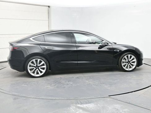 Used 2019 Tesla Model 3 Mid Range image 24