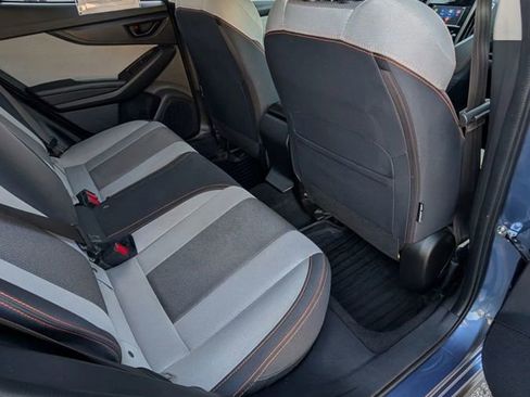 Used 2020 Subaru Crosstrek 2.0i Premium w/ Moonroof Package 1 AWD/4WD image 17