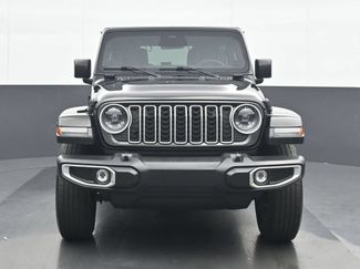 Used 2025 Jeep Wrangler Unlimited Sahara AWD/4WD video 1