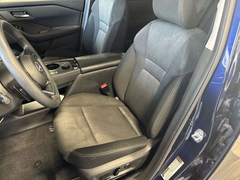 Certified 2024 Nissan Rogue SV image 25