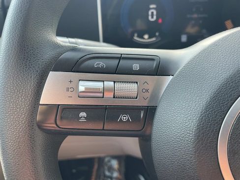 Used 2025 Hyundai Tucson SEL FWD image 23