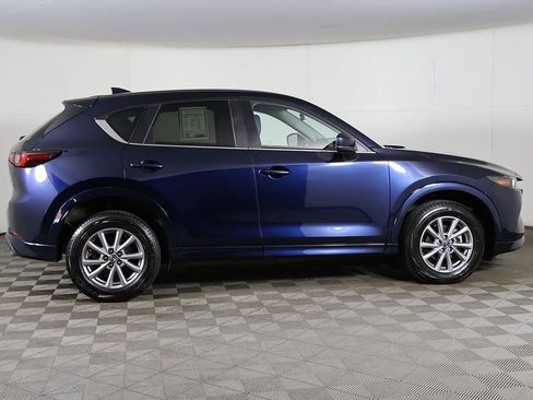 Used 2025 MAZDA CX-5 AWD 2.5 S w/ Select Package image 17