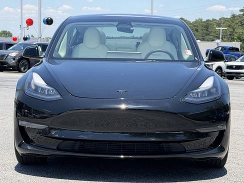Used 2023 Tesla Model 3 Standard Range RWD image 9