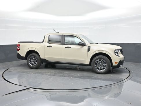 New 2025 Ford Maverick XLT w/ Equipment Group 302A image 2