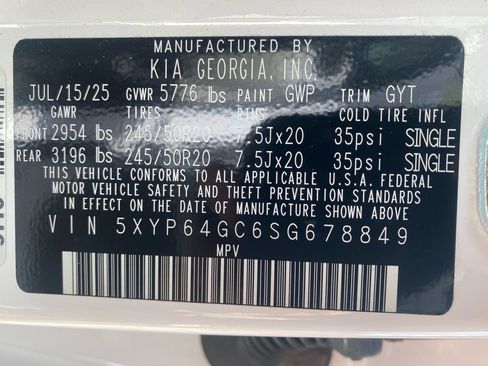 Used 2025 Kia Telluride S FWD image 33