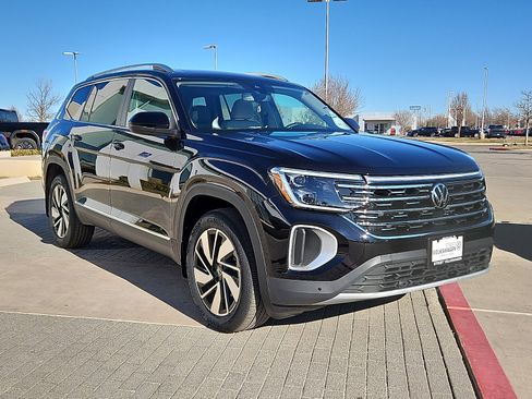 New 2026 Volkswagen Atlas SEL image 5