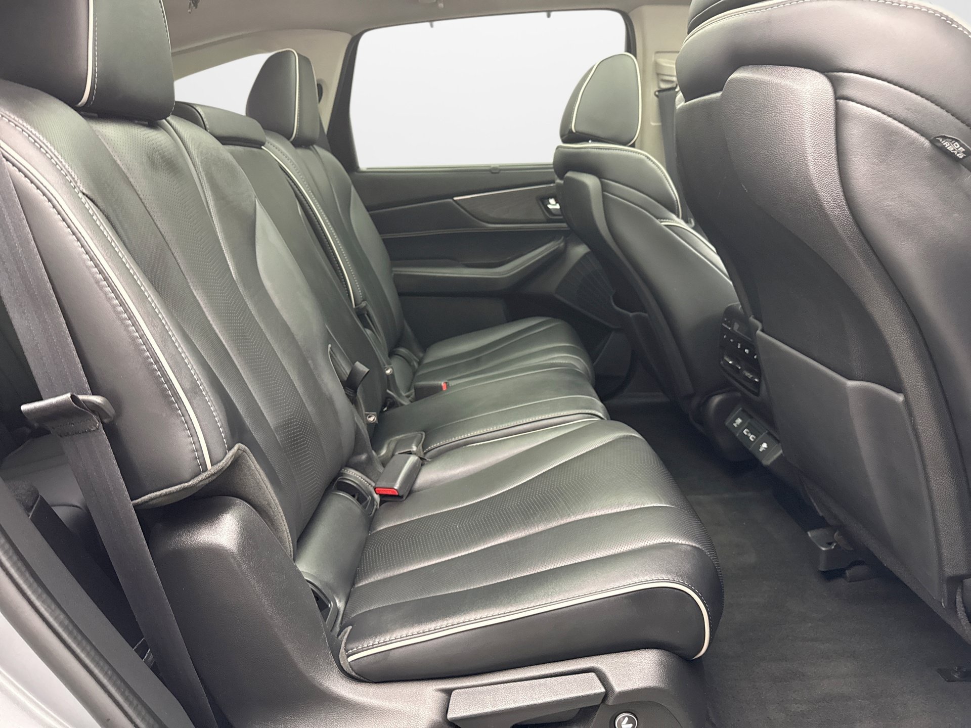 Used 2022 Acura MDX w/ Advance Package AWD/4WD image 21