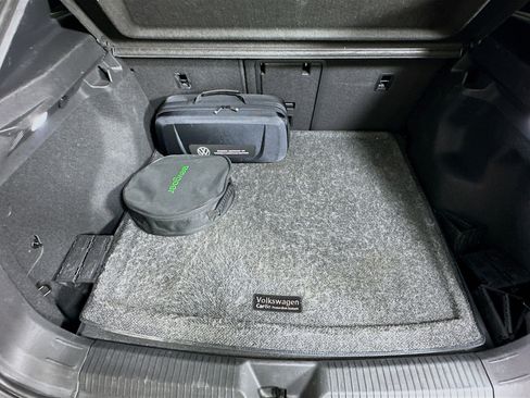 Used 2023 Volkswagen ID.4 Pro S image 29