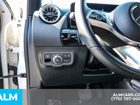 Used 2025 Mercedes-Benz GLA 250 image 27