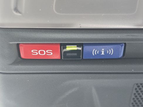 Certified 2024 Subaru Crosstrek 2.0i Premium AWD/4WD image 26