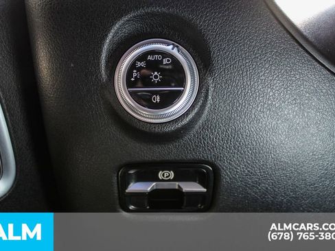 Used 2025 Mercedes-Benz C 36 AMG S image 32