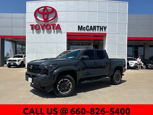 Certified 2024 Toyota Tacoma TRD Sport AWD/4WD image 1