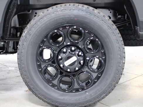 New 2026 Ford F250 Lariat w/ Black Appearance Package image 20