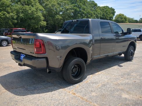 Certified 2025 RAM 3500 Laramie w/ Night Edition AWD/4WD image 3