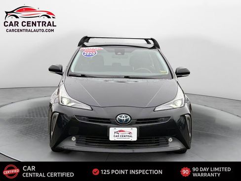 Used 2020 Toyota Prius LE image 8