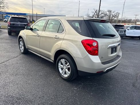 Used 2015 Chevrolet Equinox LS FWD image 3