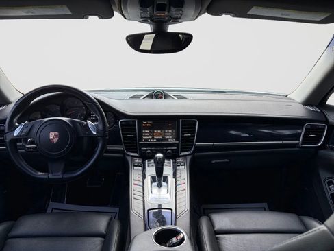 Used 2015 Porsche Panamera 4 image 20
