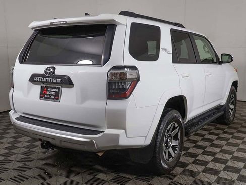 Used 2024 Toyota 4Runner TRD Off-Road Premium AWD/4WD image 11