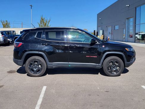Used 2023 Jeep Compass Trailhawk w/ Sun and Sound Group AWD/4WD image 4
