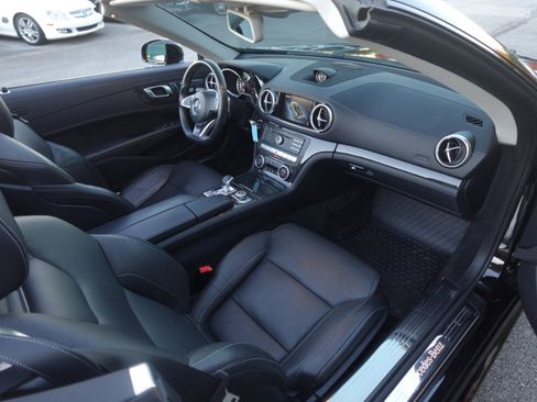 Used 2017 Mercedes-Benz SL 450 image 15