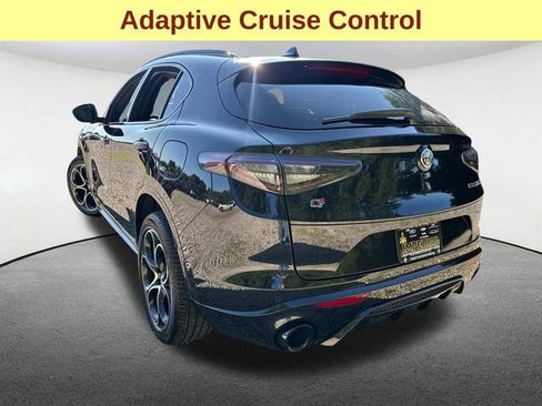 Used 2025 Alfa Romeo Stelvio Sprint w/ Veloce Package AWD/4WD image 10