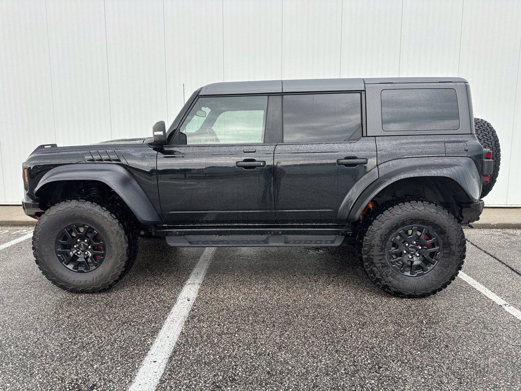 Used 2023 Ford Bronco Raptor AWD/4WD image 3