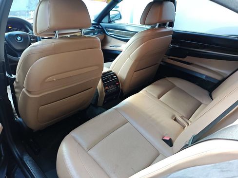 Used 2014 BMW 750i xDrive AWD/4WD image 34