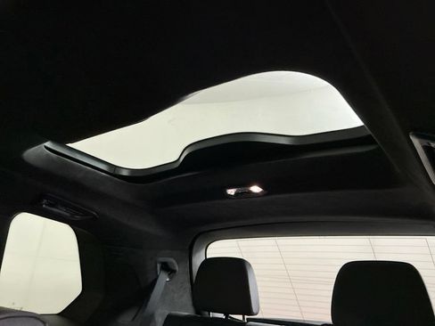 Certified 2025 BMW X7 M60i w/ Executive Package AWD/4WD image 29