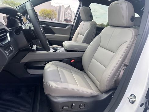 New 2026 GMC Acadia Elevation image 14