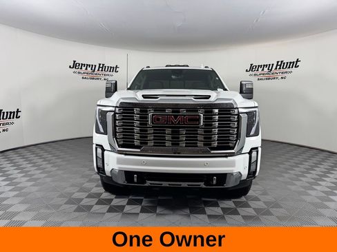 Used 2025 GMC Sierra 2500 Denali w/ Technology Package image 5