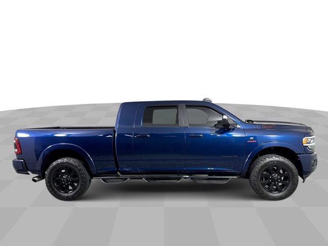 Used 2022 RAM 3500 Laramie AWD/4WD image 9