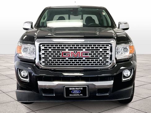 Used 2018 GMC Canyon Denali image 3