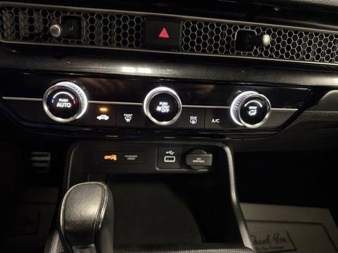 Used 2023 Honda Civic Sport image 24