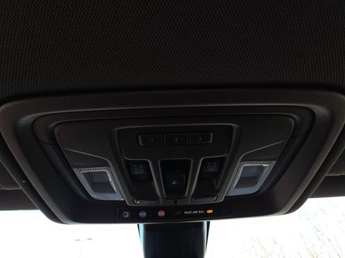 Used 2019 GMC Sierra 1500 Denali w/ Technology Package image 27