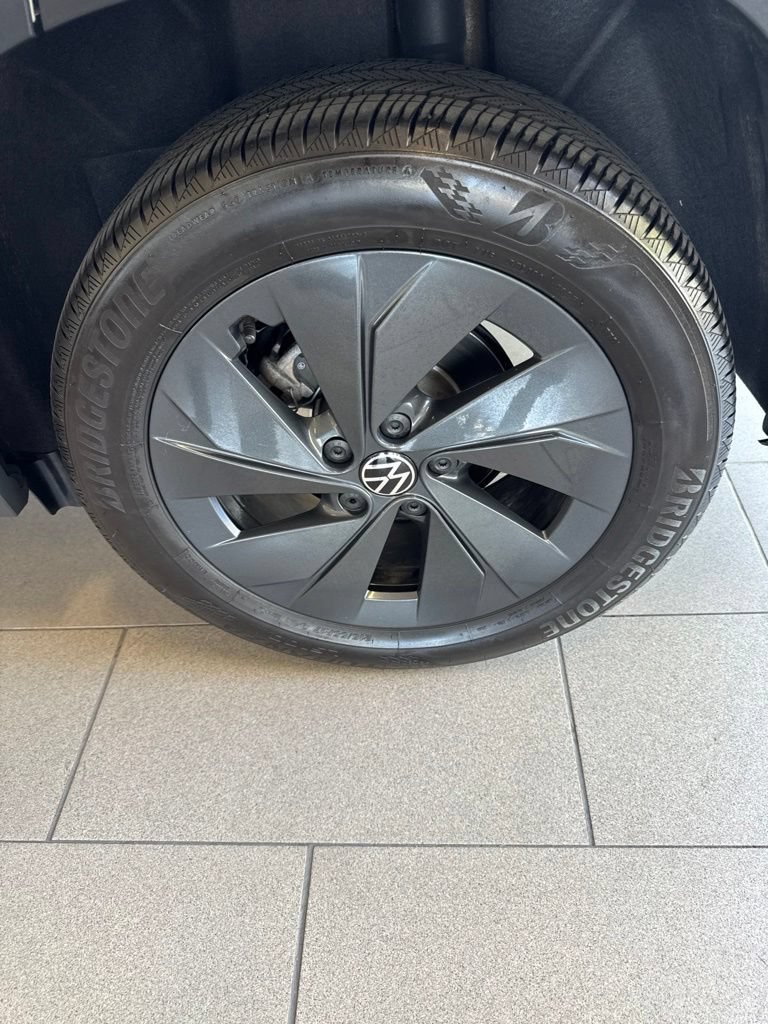 Used 2026 Volkswagen Taos S FWD image 18