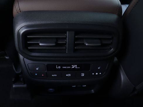 Used 2024 Honda Pilot Elite image 21