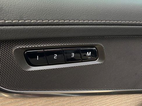 New 2026 Volvo XC90 B5 Plus image 11