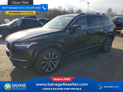 Used 2016 Volvo XC90 T6 Momentum w/ Momentum Plus Package