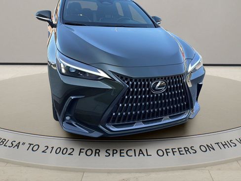Certified 2024 Lexus NX 250 FWD w/ Towing Package (2000 Lbs) image 2