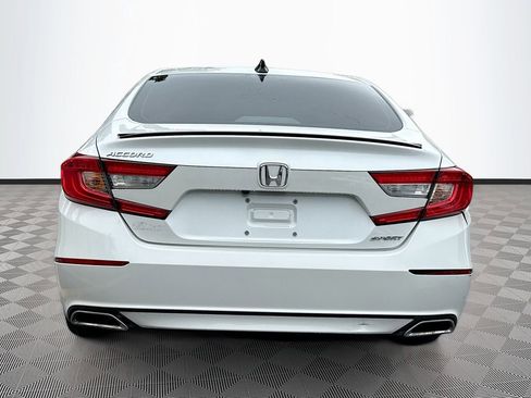 Used 2022 Honda Accord Sport image 6