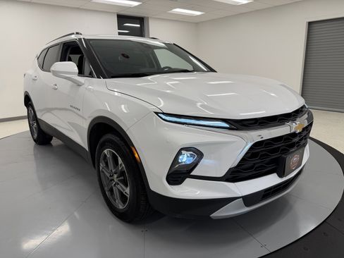 Used 2023 Chevrolet Blazer LT w/ Convenience Package image 56