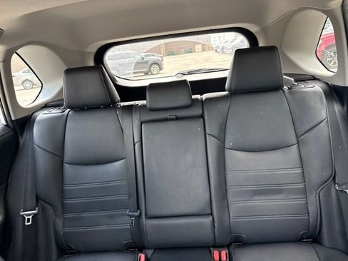 Used 2020 Toyota RAV4 XLE Premium AWD/4WD image 17