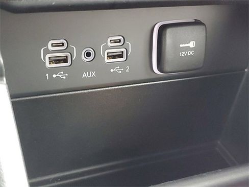 New 2025 Jeep Grand Cherokee Limited w/ Trailer Tow Package image 31