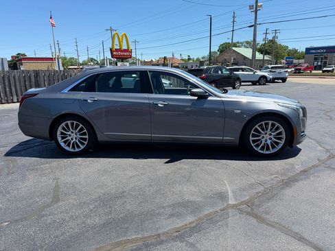 Used 2018 Cadillac CT6 3.6 AWD image 5