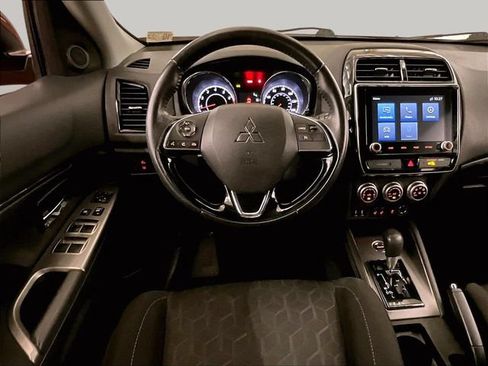 Used 2020 Mitsubishi Outlander Sport SE AWD/4WD image 5