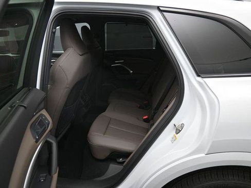 New 2026 Audi Q5 Prestige AWD/4WD image 11