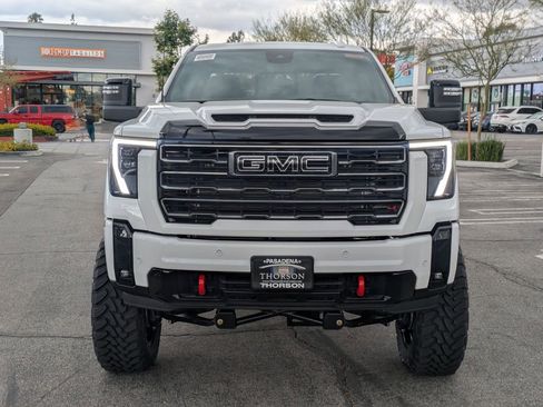 New 2026 GMC Sierra 2500 AT4 w/ AT4 Premium Plus Package AWD/4WD image 8