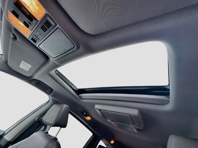 Certified 2024 Honda Odyssey Touring image 22