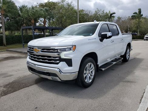 Used 2024 Chevrolet Silverado 1500 LTZ w/ LTZ Convenience Package II image 2