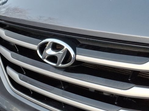 Used 2017 Hyundai Tucson SE image 29